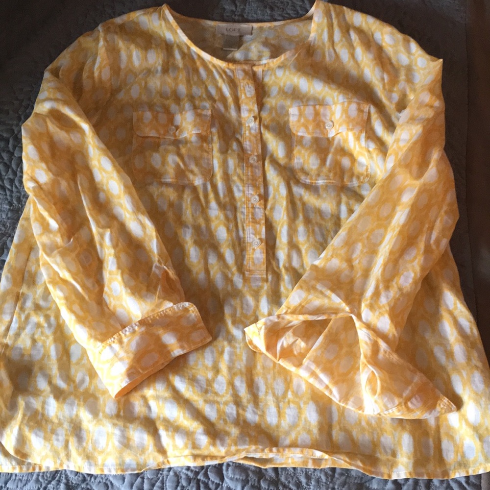 Light weight blouse